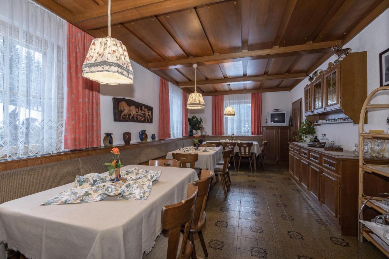 Pension Bauernhof Baumgartner Stanahof Fresach ภายนอก รูปภาพ