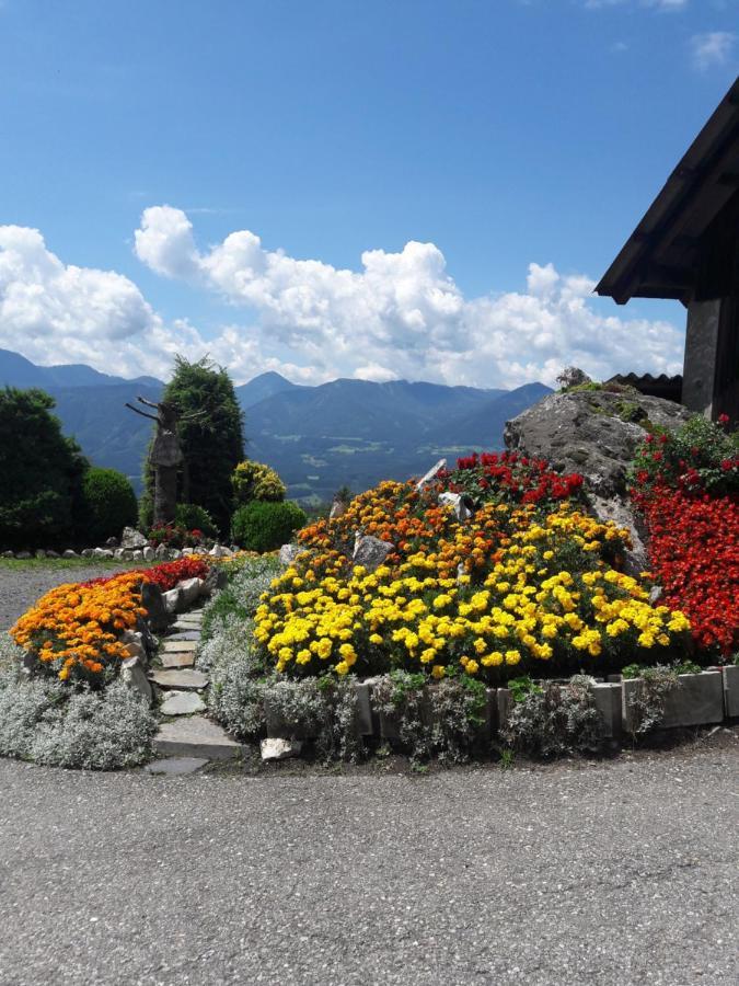 Pension Bauernhof Baumgartner Stanahof Fresach ภายนอก รูปภาพ