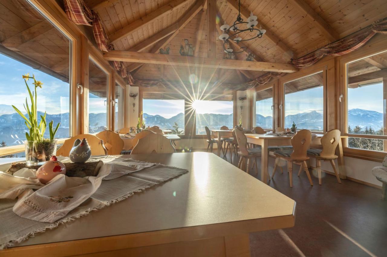 Pension Bauernhof Baumgartner Stanahof Fresach ภายนอก รูปภาพ